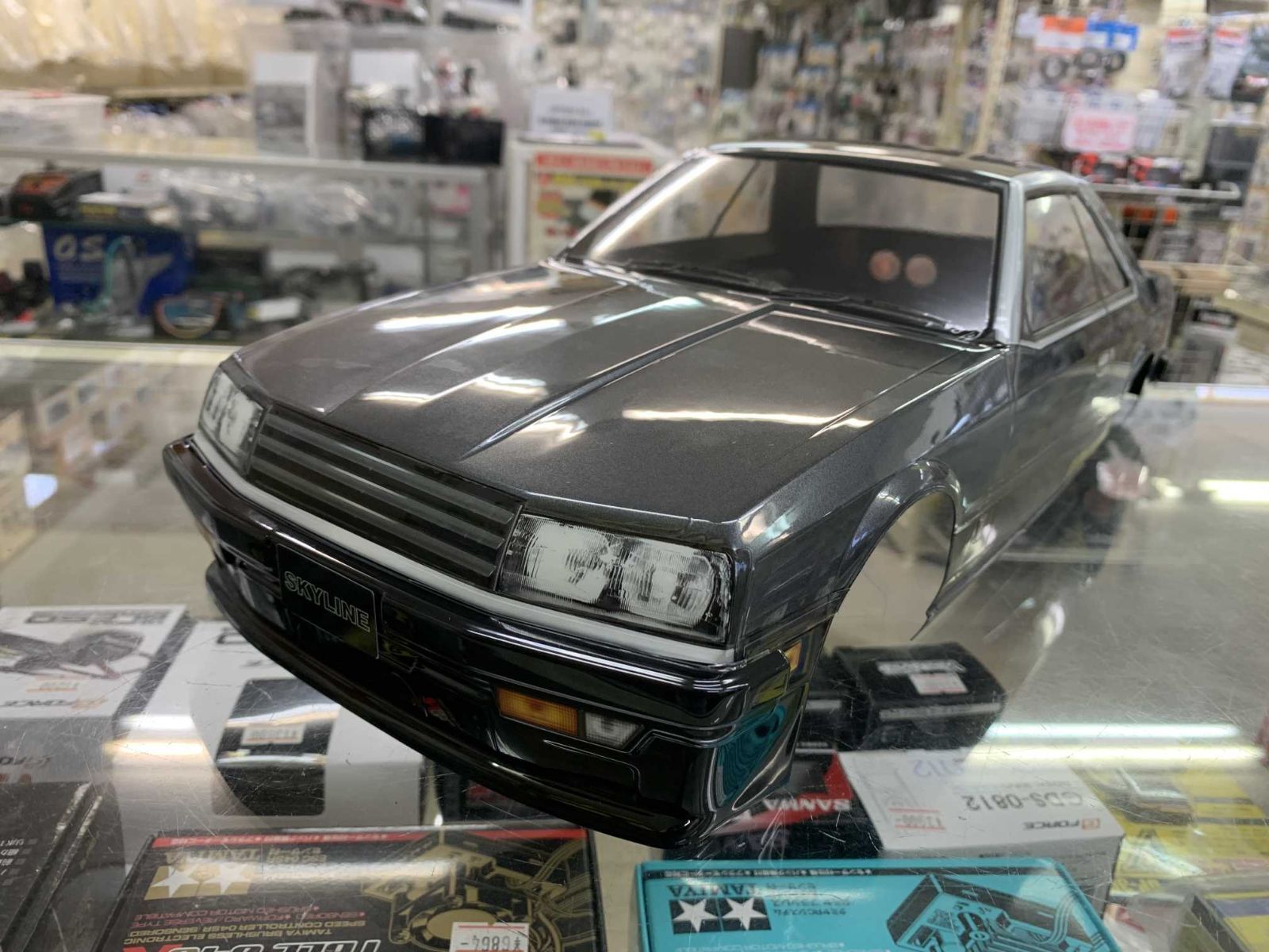 ABCホビー ニッサン スカイライン R30 ボディ (ガンメタ) - メルカリ