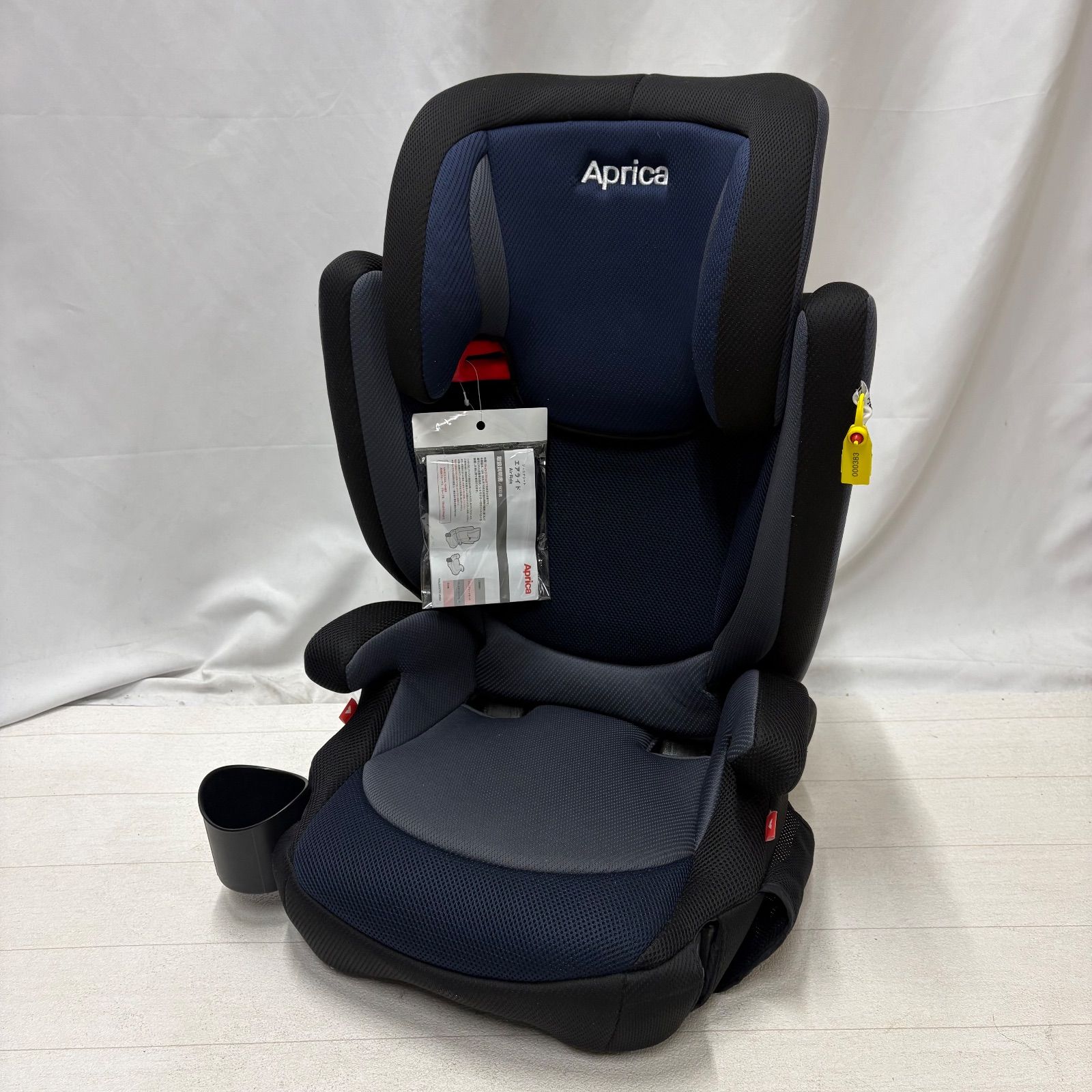 Aprica ジュニアシート エアライドAB ネイビー - メルカリ