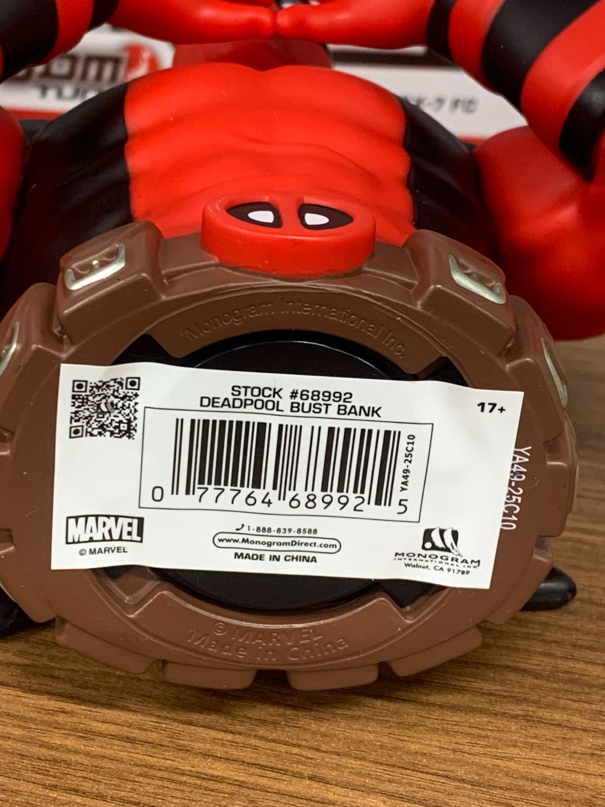 デッドプール バストバンク 貯金箱 ハートサイン マーベル フィギュア