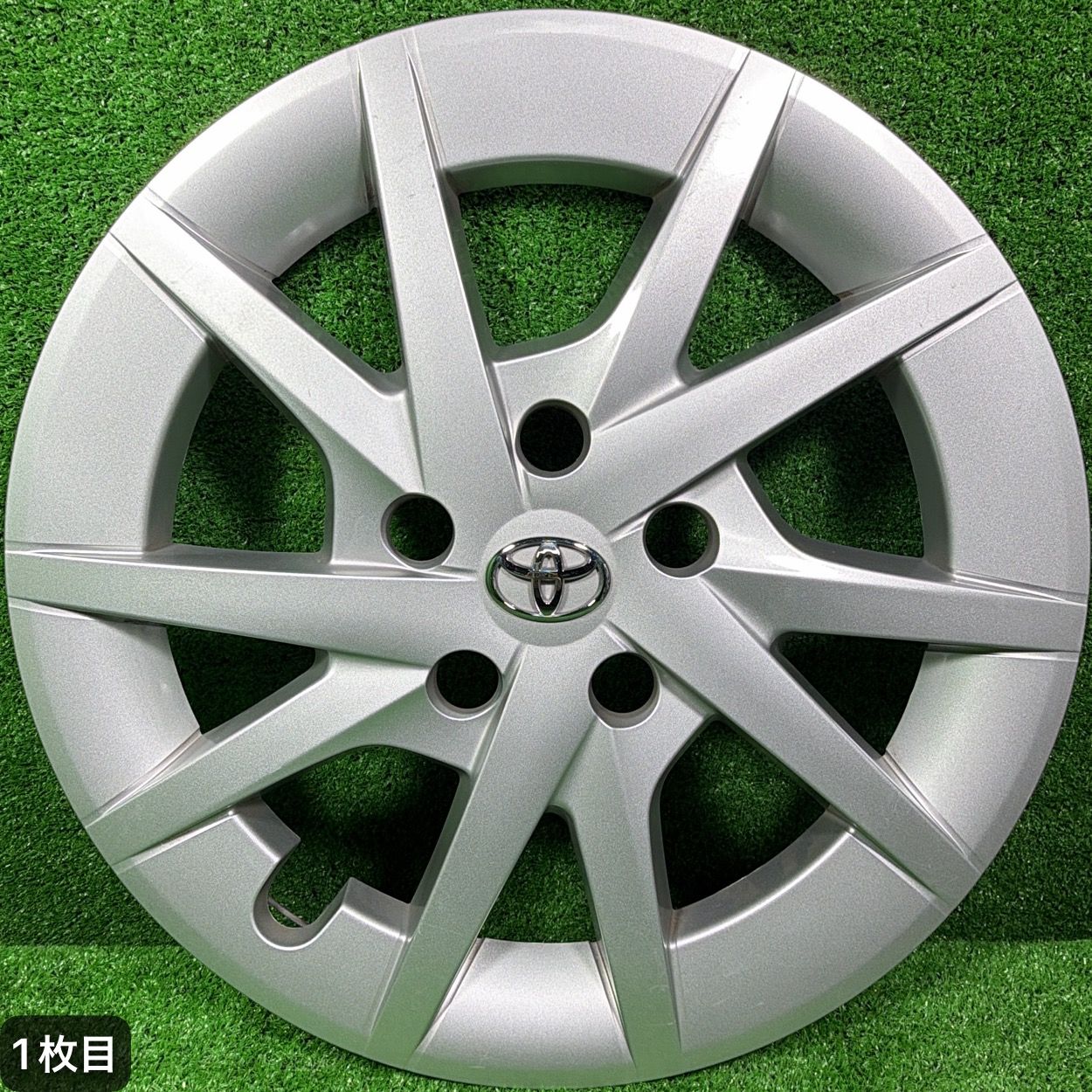 純正】トヨタ プリウスα 40系 ホイールキャップ 2枚セット 16インチ 