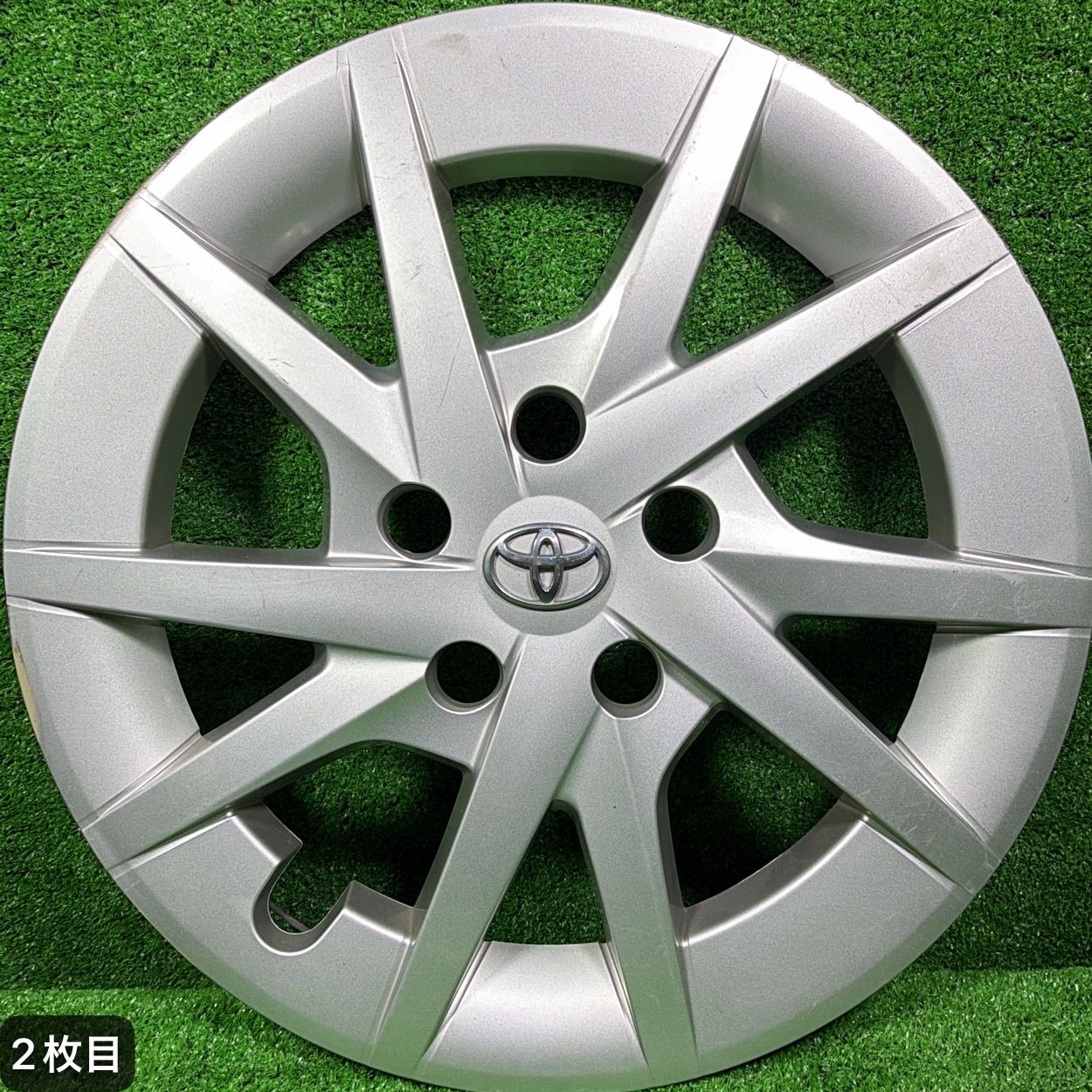 あ403 トヨタ◇純正 プリウスα等 16インチ ホイールキャップ 4枚 