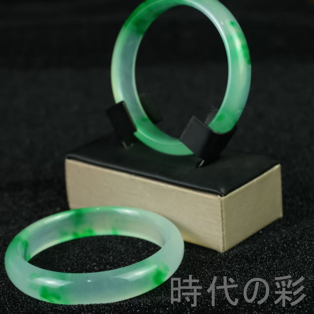 翡翠 高氷種 扁条バングルバングル』正氷種 中国古美術 旧蔵 精巧手彫