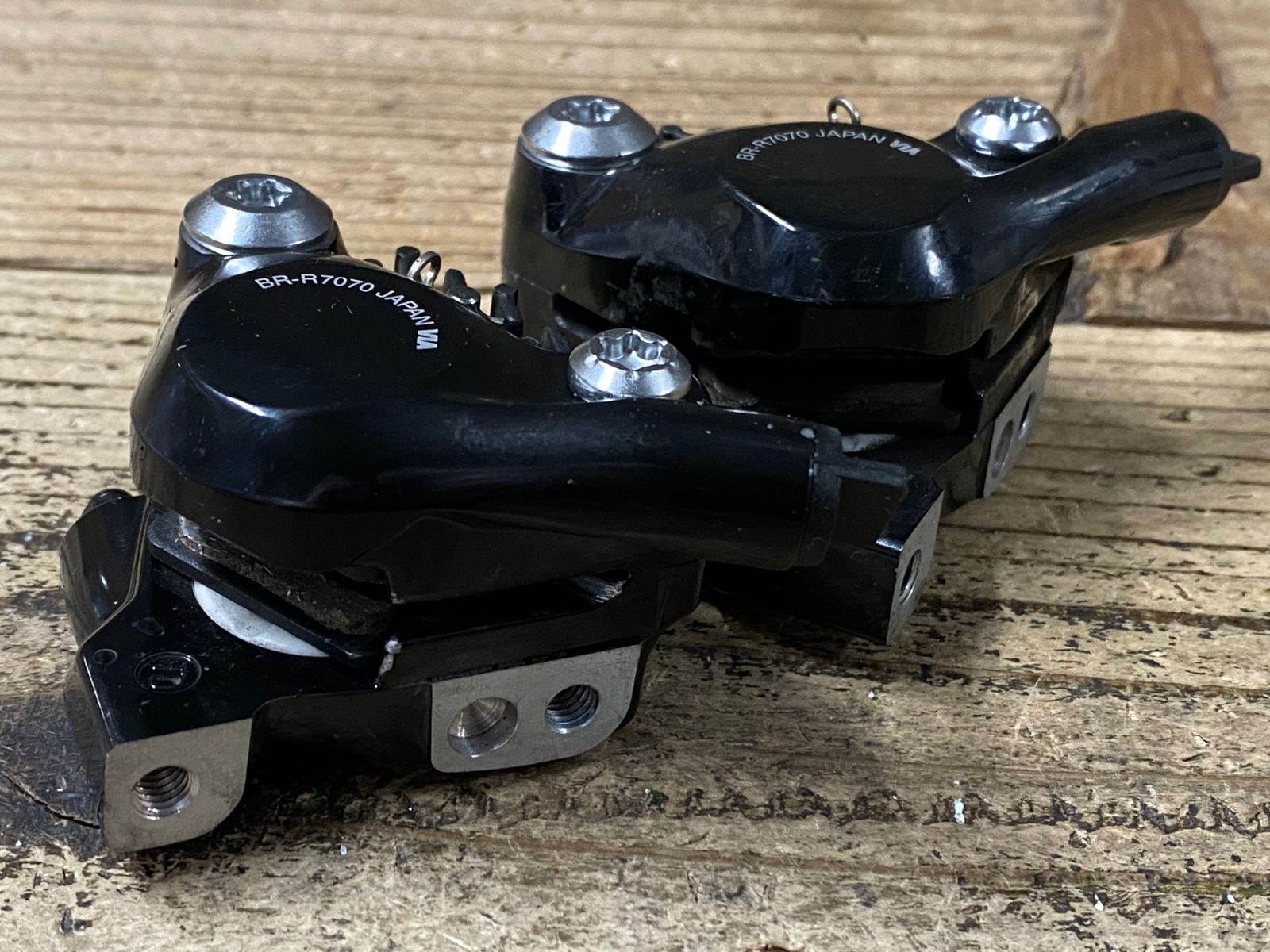JU984 シマノ SHIMANO 105 BR-R7070 ディスクブレーキ キャリパー 