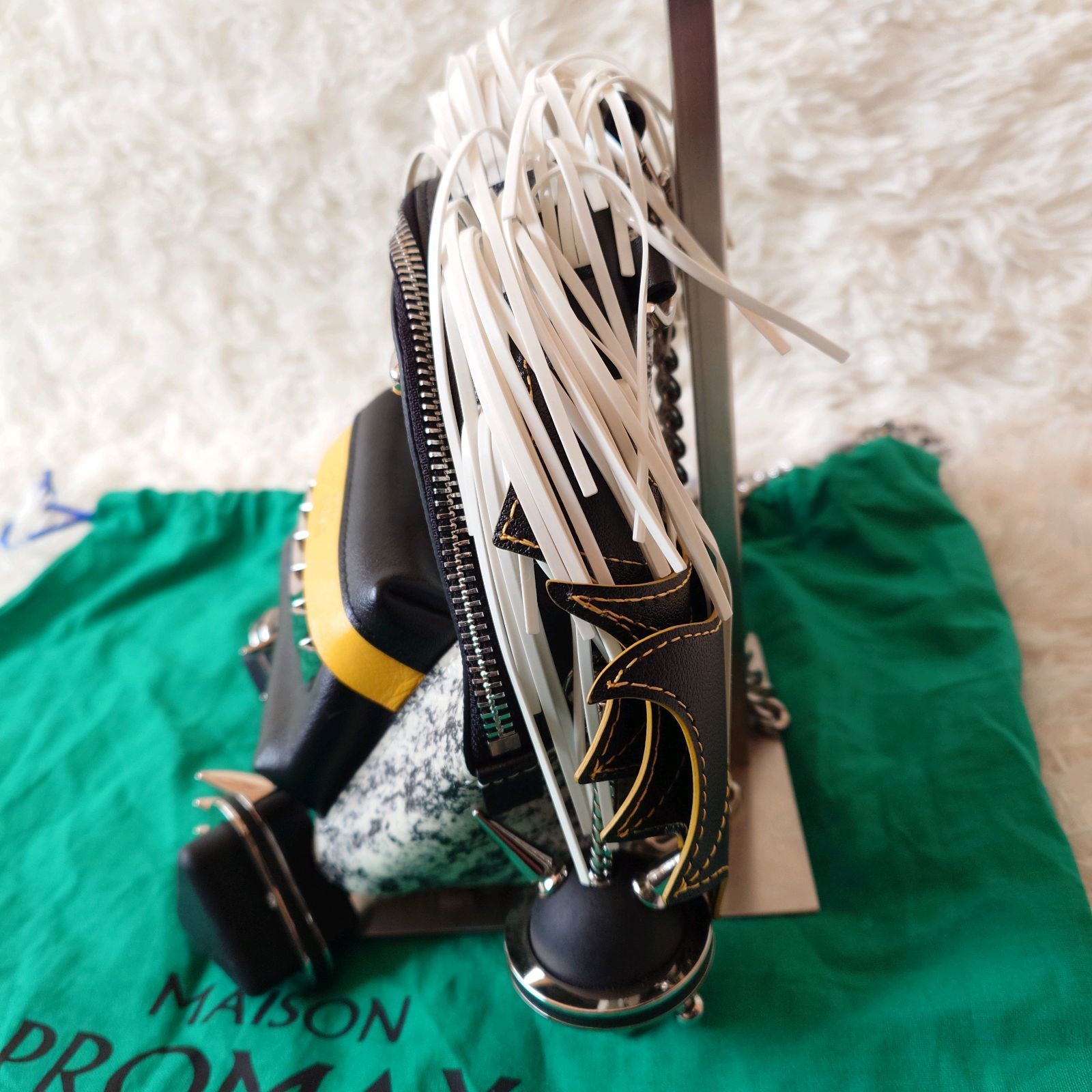 美品 メゾンプロマックス MAISON PROMAX THANATOS ミニショルダー