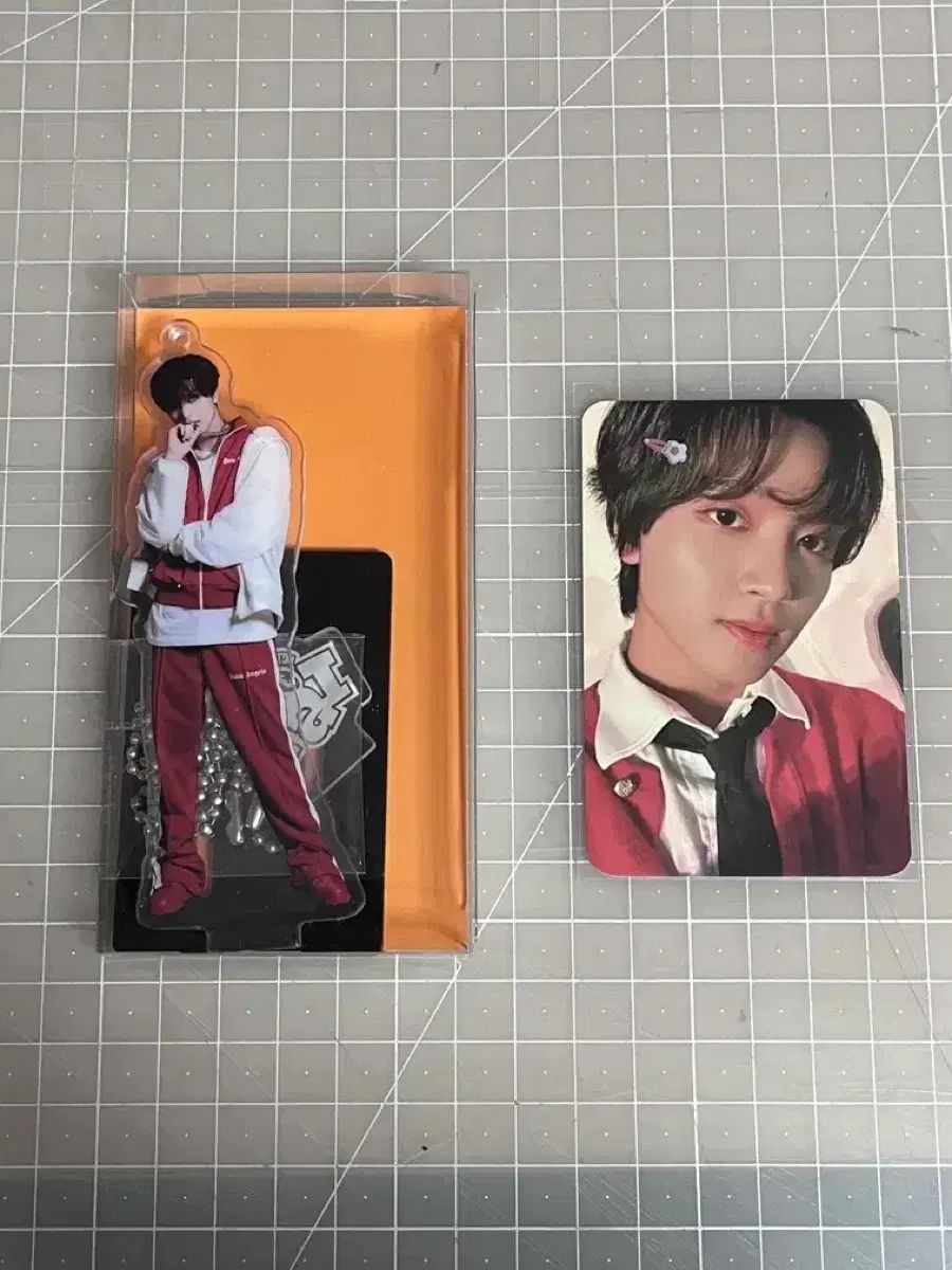 ヘチャン アクリル スタンド トレカ - メルカリ