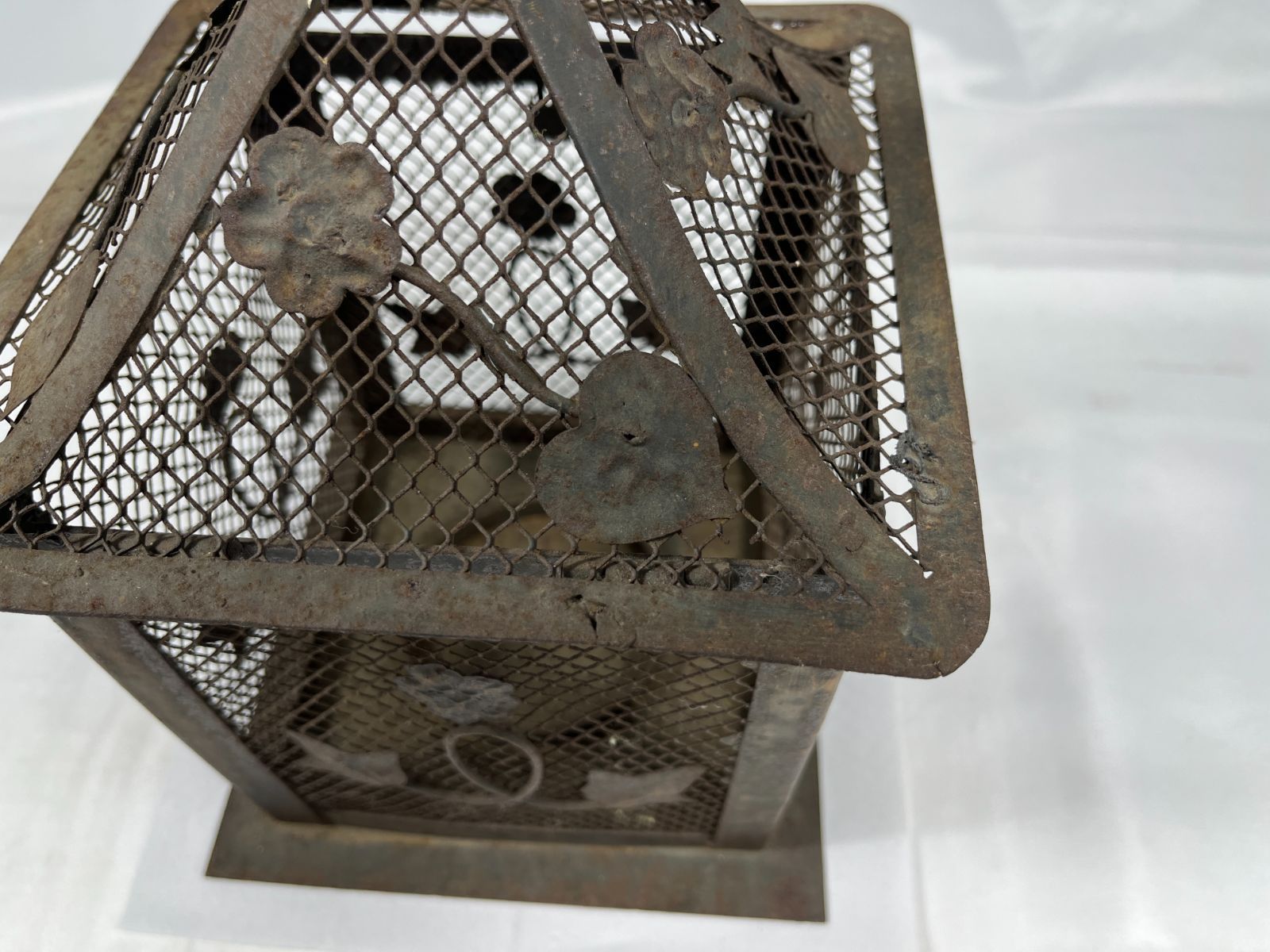 吊り灯籠 灯籠 灯篭 蝋燭 ロウソク 照明 灯 金属 サビ 錆 インテリア