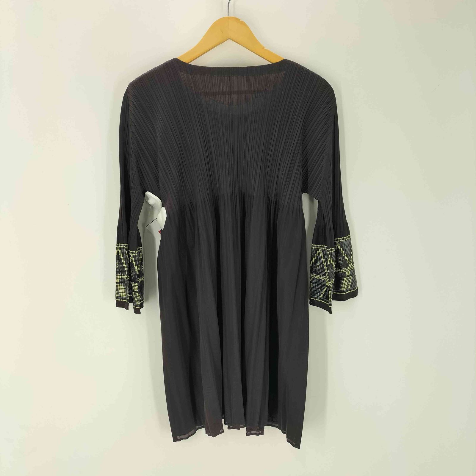 イッセイミヤケ　プリーツ　チューニックとブラウス プリーツプリーズイッセイミヤケ PLEATS PLEASE ISSEY MIYAKE 袖総柄