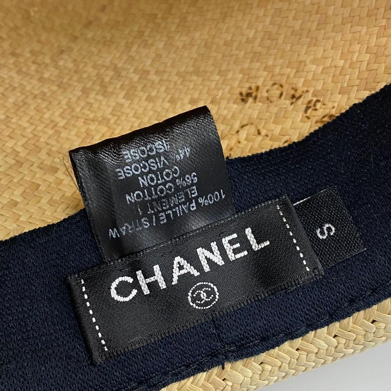シャネル　CHANEL ストローハット　デニムリボン 新品同様 CHANEL シャネル 帽子 麦わら帽子 ココマーク リボンストロー