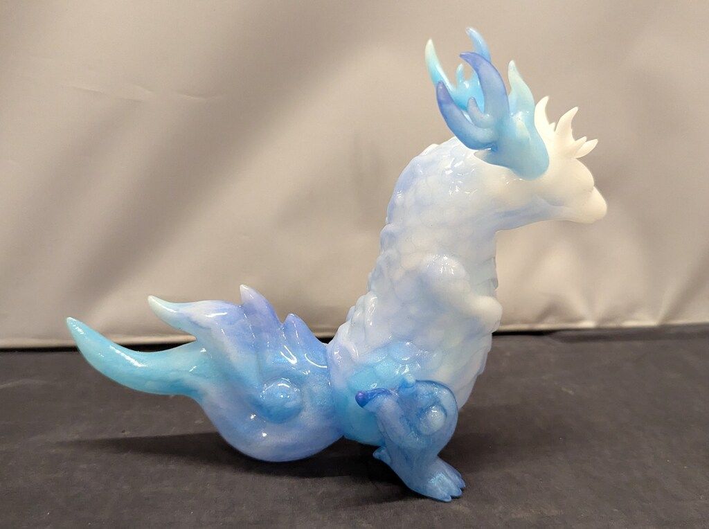 FrogTree 麟核 曹珪灰石 蓄光クリア青水色マーブルラメ成型 幼麟核