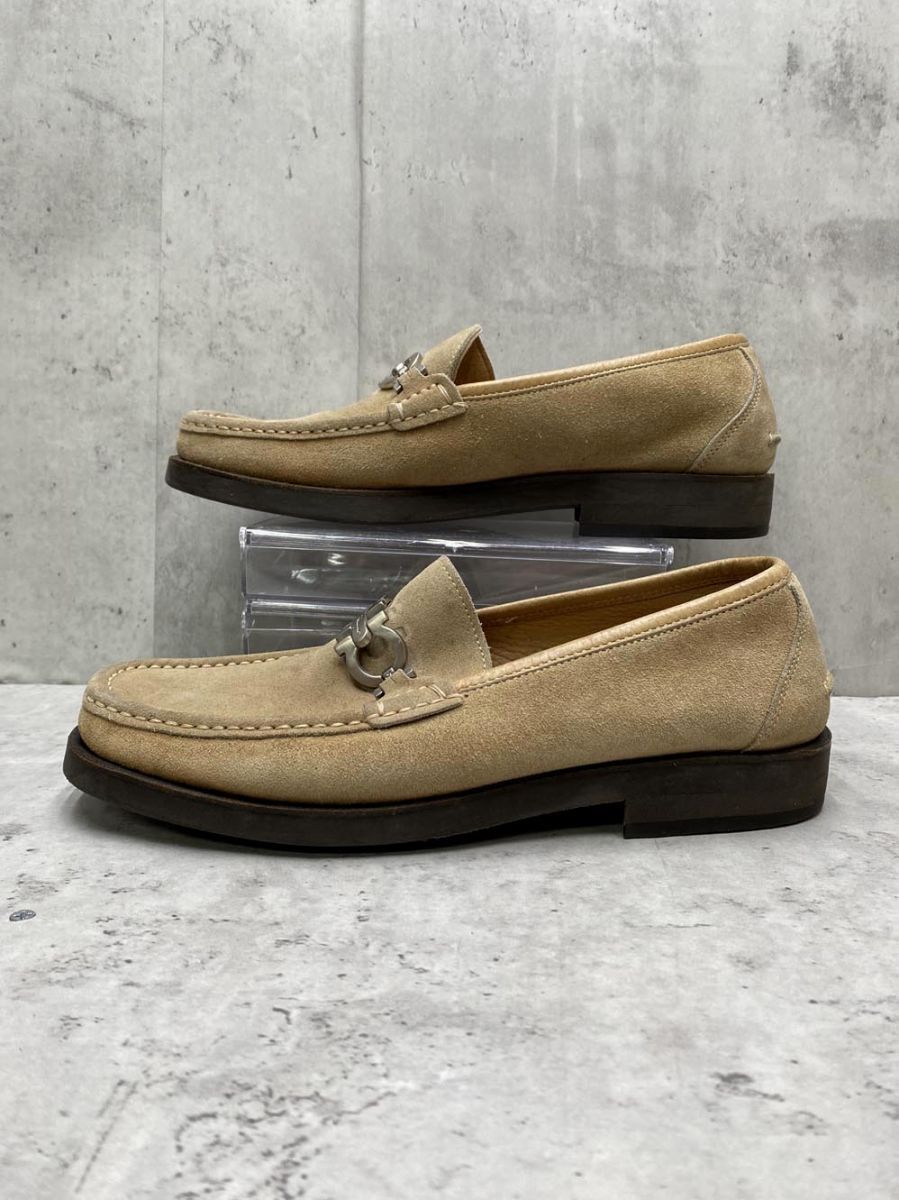 Salvatore Ferragamo サルヴァトーレフェラガモ ガンチーニ スエード