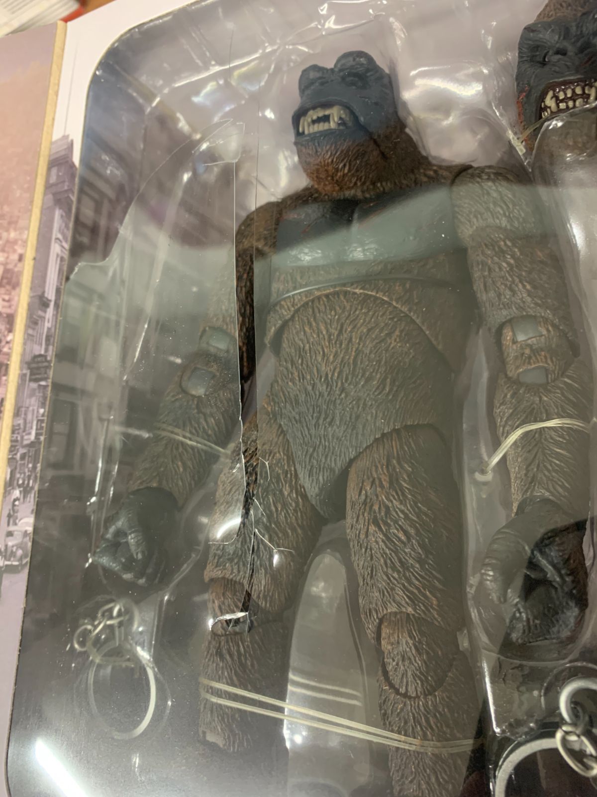 【NECA】新品 正規品 キングコング コンクリートジャングル フィギュア Amazon.com: NECA - 7” Scale Action Figure – Ultimate King Kong