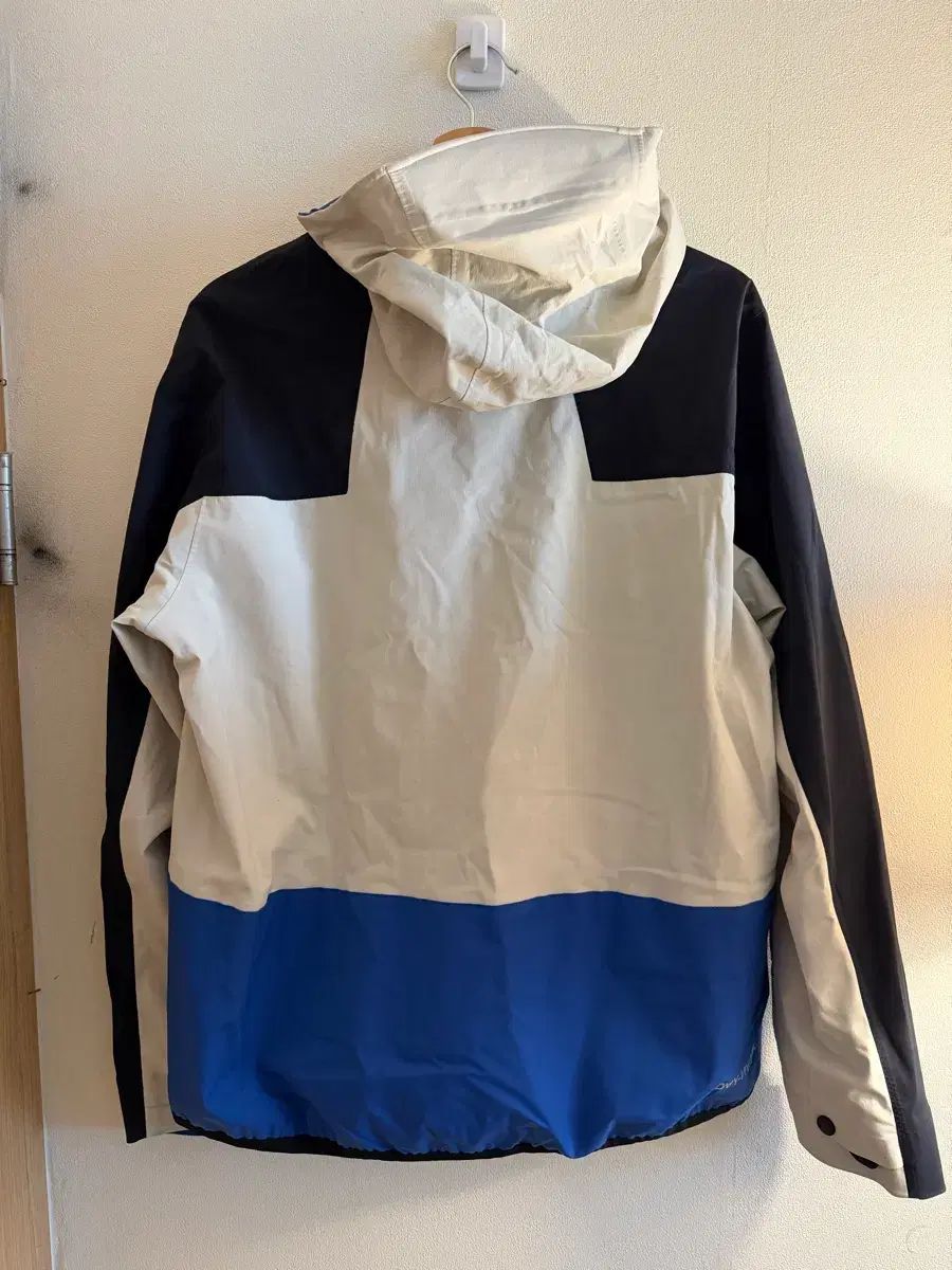 MONCLER モンクレール