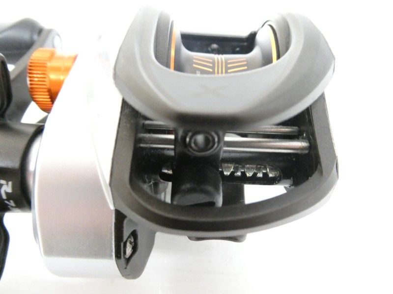 アブガルシア レボ5 X HS LP R 04