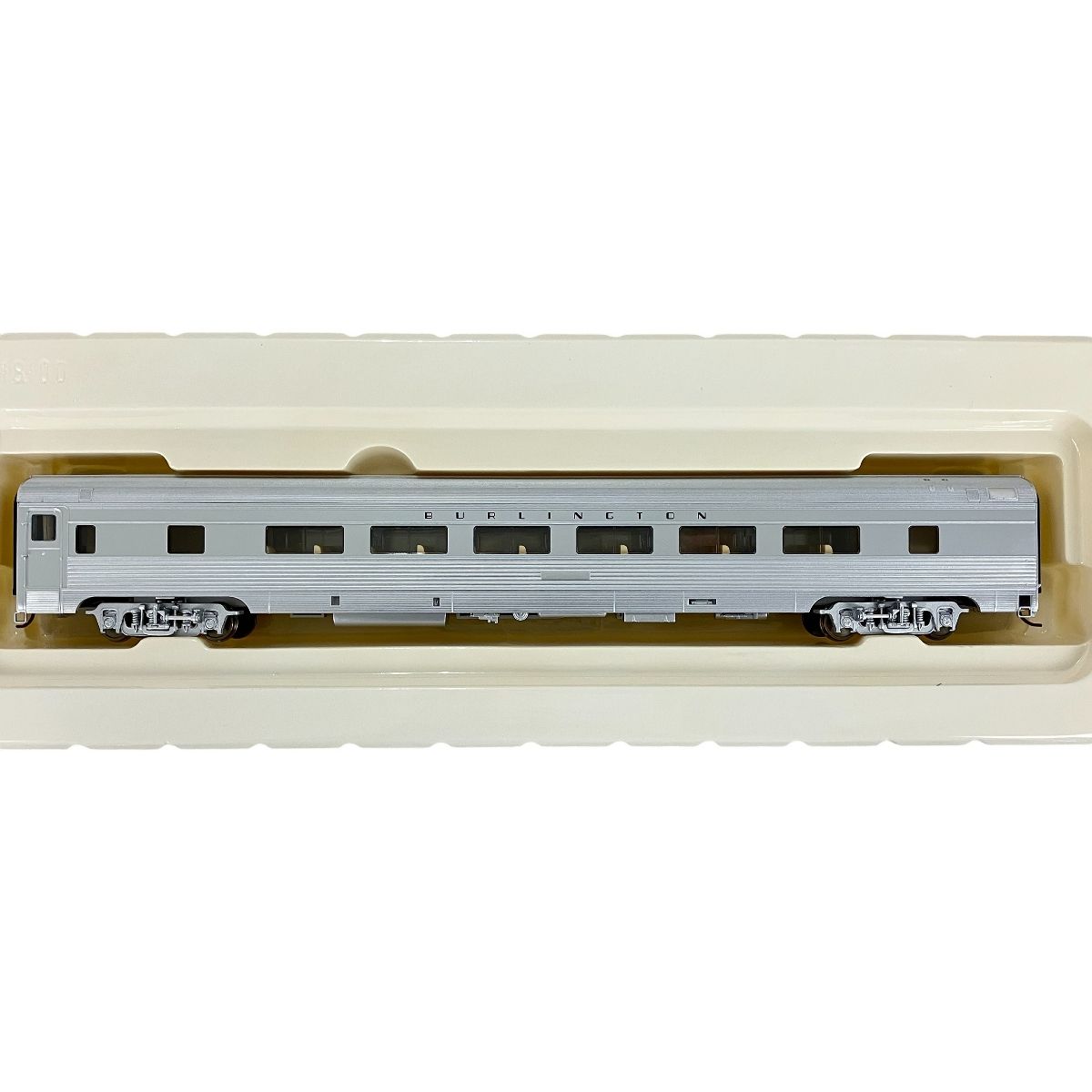932 6307 85 ́ Budd 46 Seat Coach バーリントンルート 客車 鉄道模型 HO