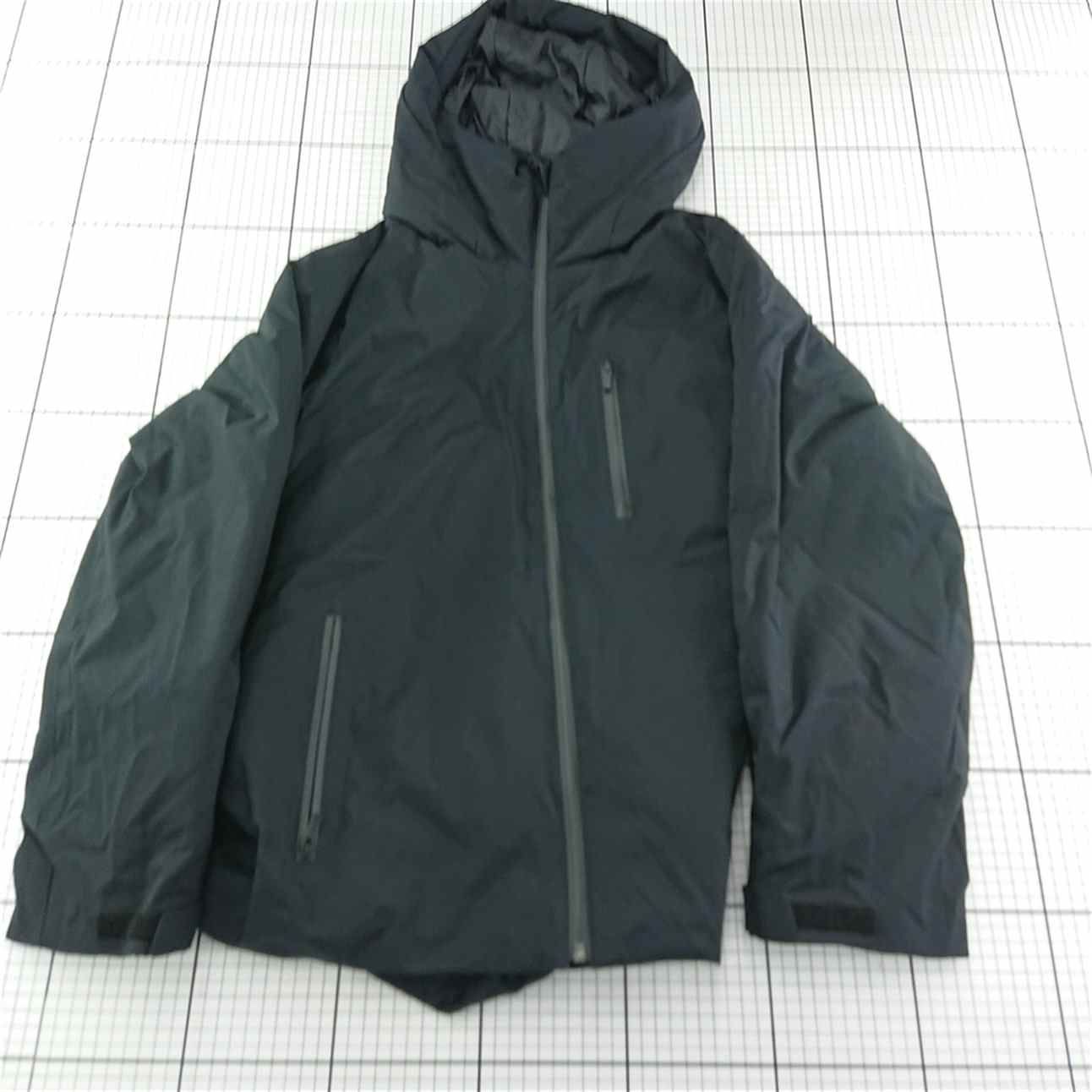 ◇ ⊇ ユニクロ UNIQLO ブロックテックパーカ XL ブラック系 メンズ E