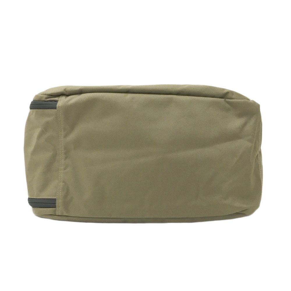 240101604354 ゴルフウェア