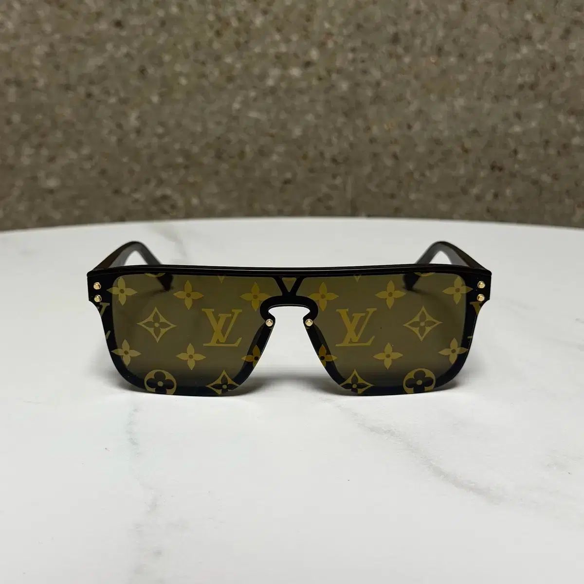 正規品 Louis Vuitton ルイヴィトン モノグラム ワイメア サングラス