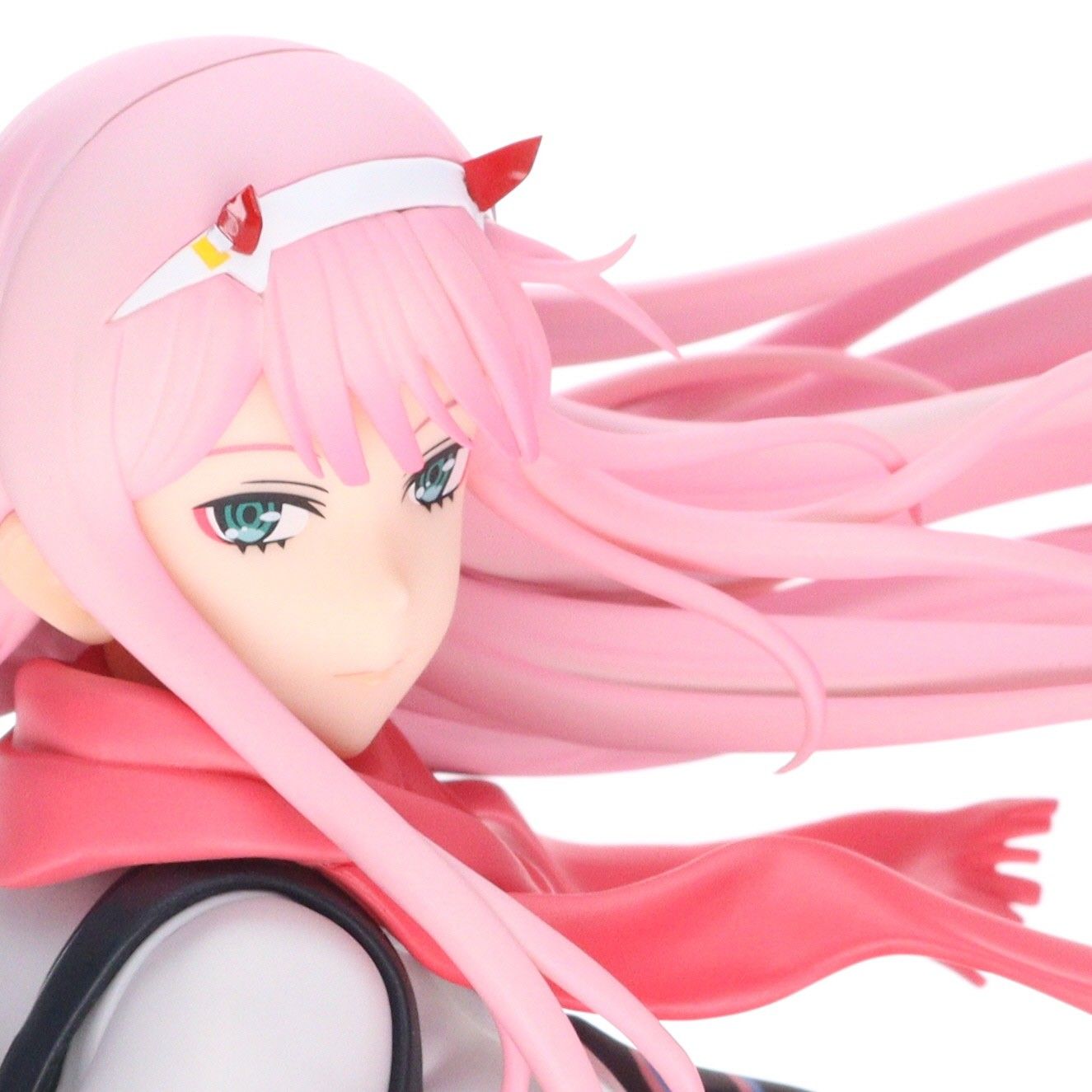 再販) ANIPLEX+限定 ゼロツー 制服ver. ダーリン・イン・ザ