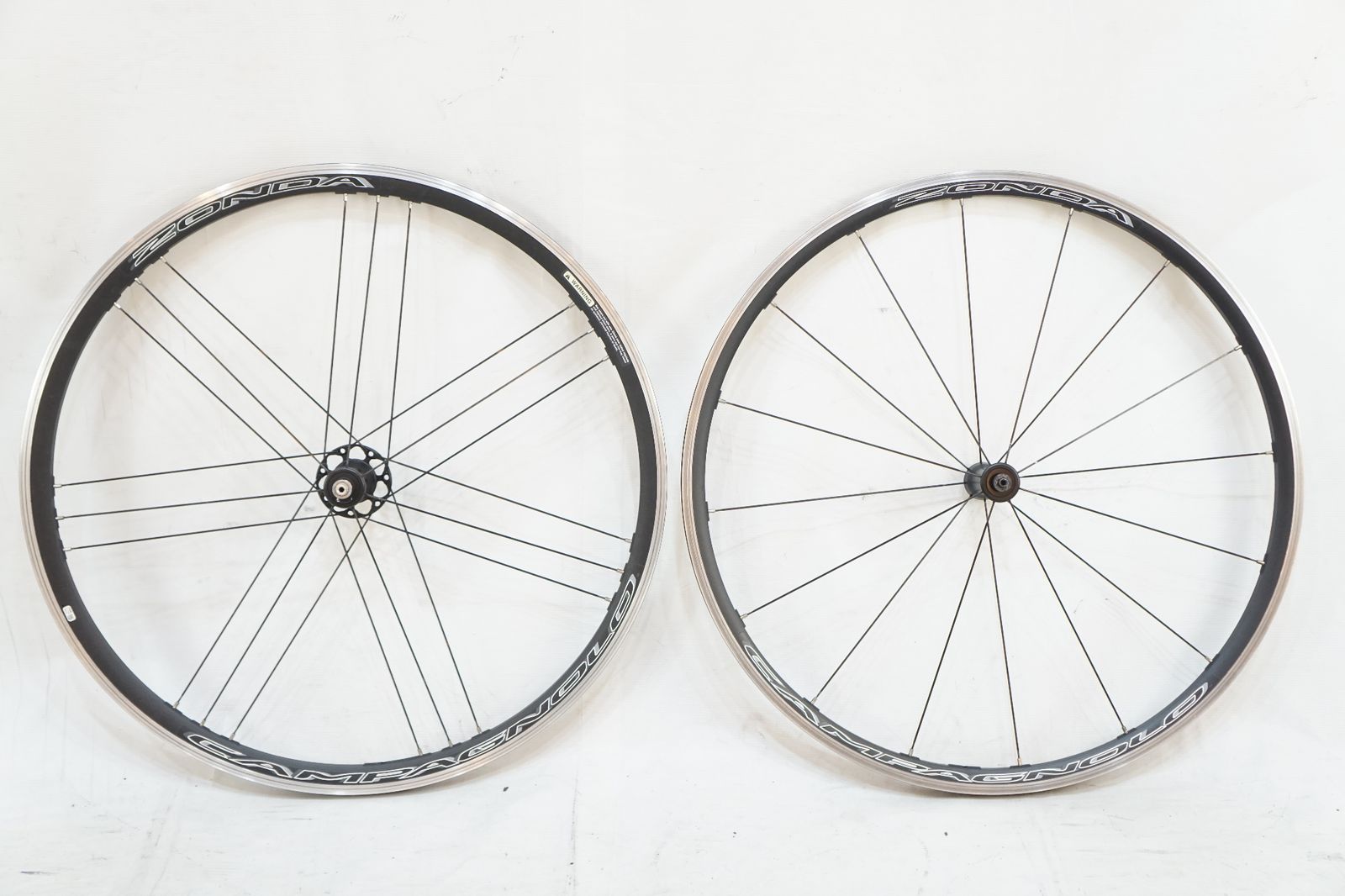 カンパニョーロ　ホイール　シマノ仕様 CAMPAGNOLO 「カンパニョーロ」 ZONDA シマノ11速 ホイールセット