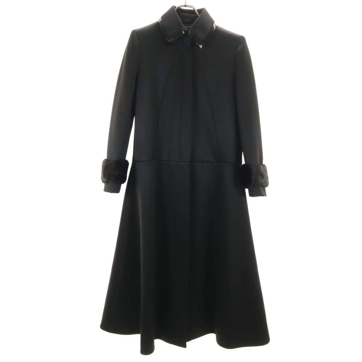 新品未着用タグ付き　FENDIフェンディ2WAYケープコート　ブラック　マント 楽天市場】フェンディ FENDI ケープコート 衣料品 アウター ウール