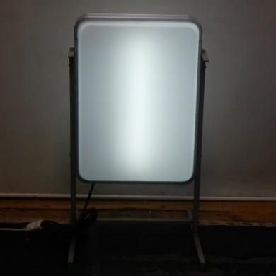 2016年製 タテヤマアドバンス AOD-207-50 Hz 照明付き立て看板 白 mm 100 V 20 W 50 スタンドサイン 両面 屋外