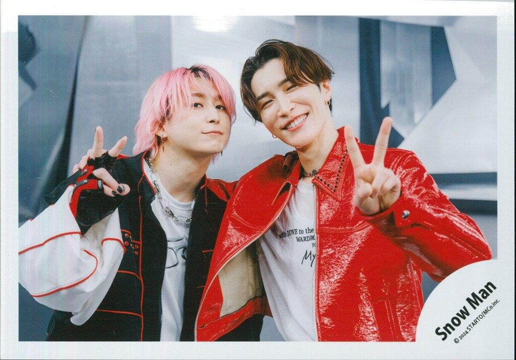 SnowMan 24年BREAKOUT/君は僕のものオフショット 佐久間大介/渡辺翔太