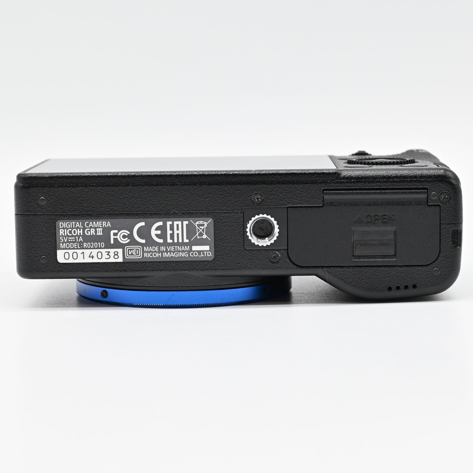 RICOH GR III ショット数 2634回 - メルカリ