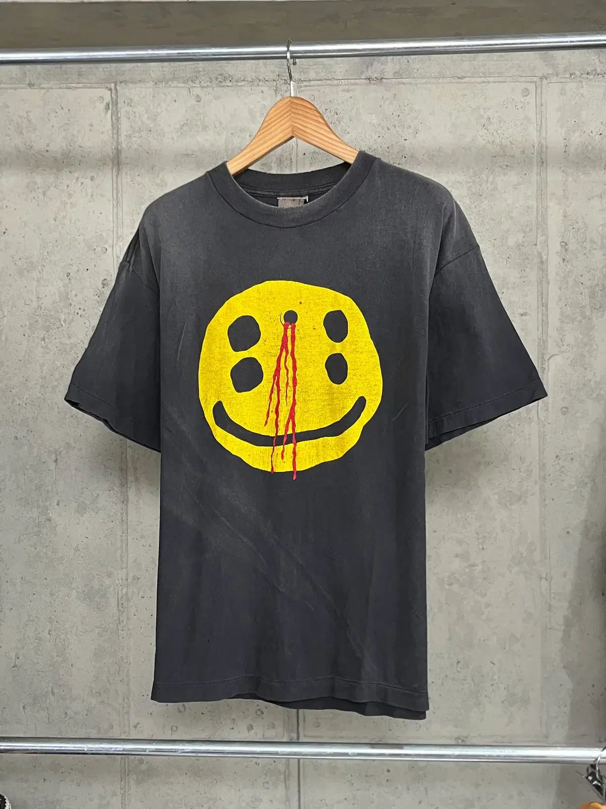 セントルイス ミカエル カクタス フリーマーケット スマイル Tシャツ 