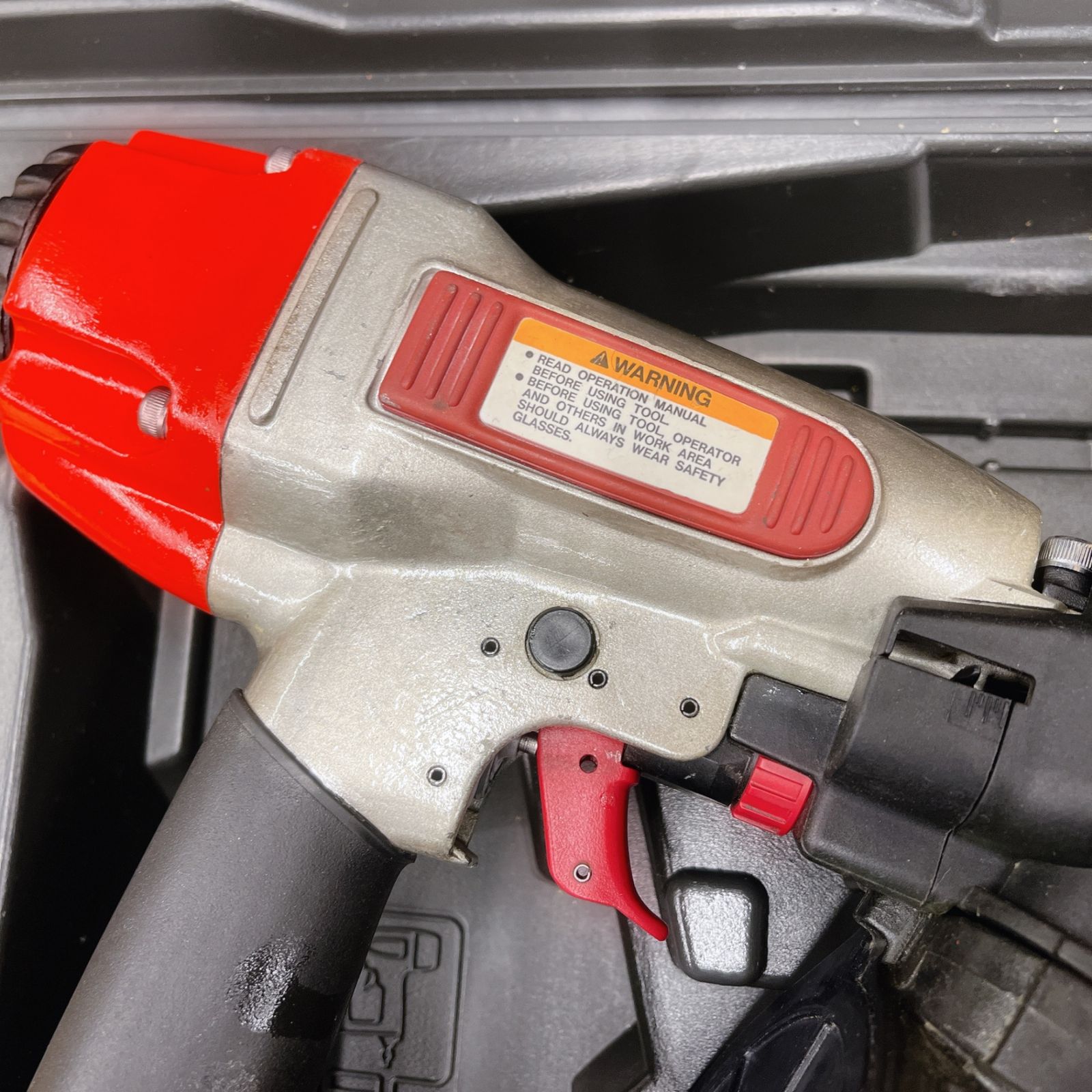 消耗部品交換済み 動作良好 マックス MAX 50 mm 常圧エア釘打ち機 CN 450 G FP