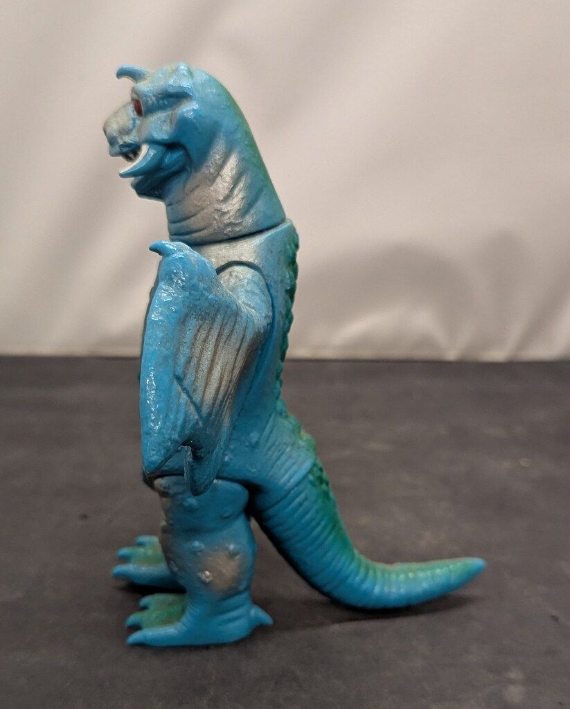 マーミット 世紀の大怪獣シリーズ ビニパラベビー ペギラ 水色成型 1期