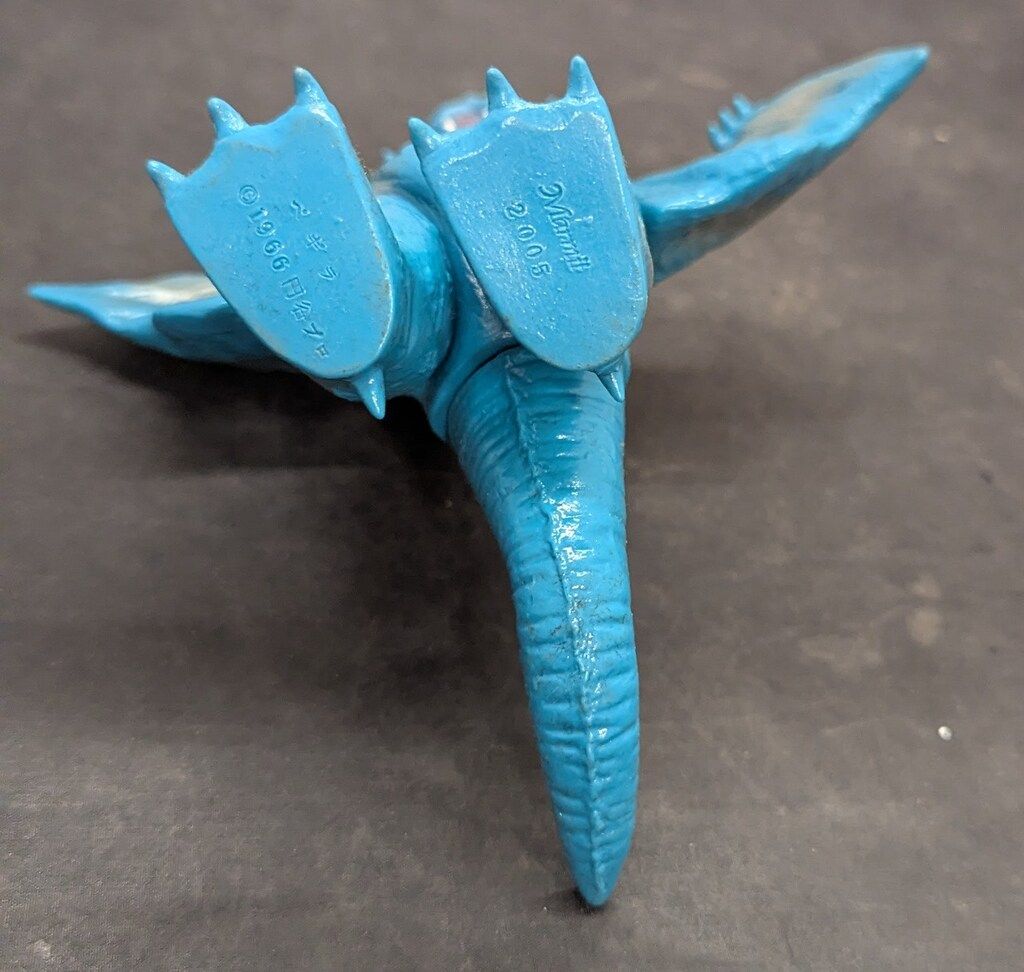 マーミット 世紀の大怪獣シリーズ ビニパラベビー ペギラ 水色成型 1期