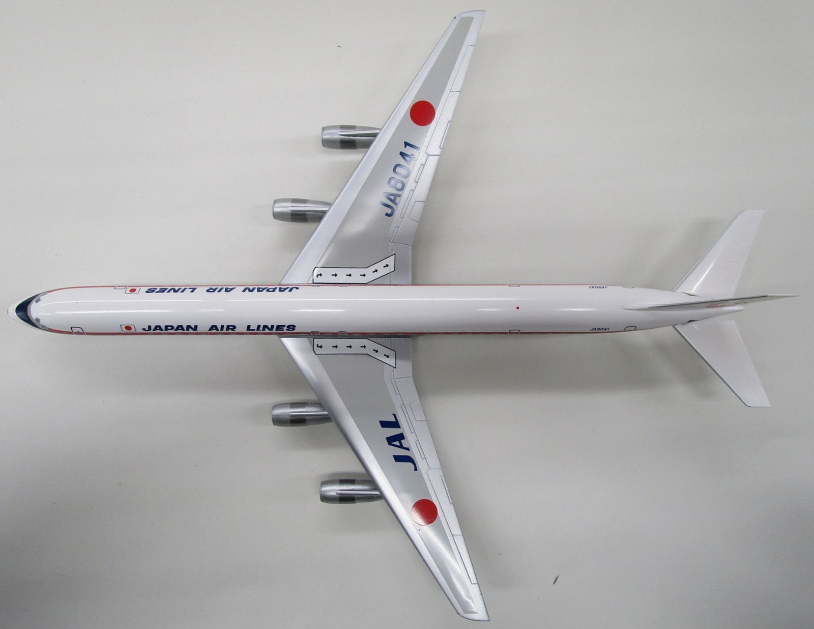 新品・検品済】JAL DC-8-61 1/200 JA8041 日本航空 1⁄200 DC-