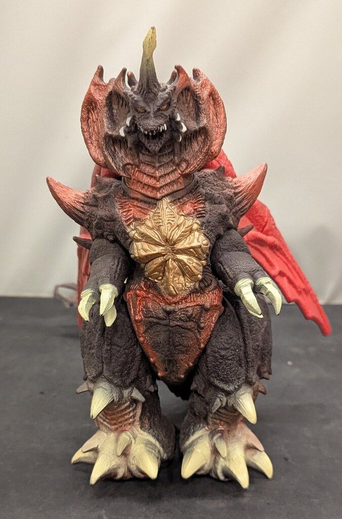 年末年始値下げ❗️デストロイア　2タイプ　タグ付き　ゴジラ　バンダイ バンダイ ゴジラVSデストロイア デストロイア 完全体 - メルカリ