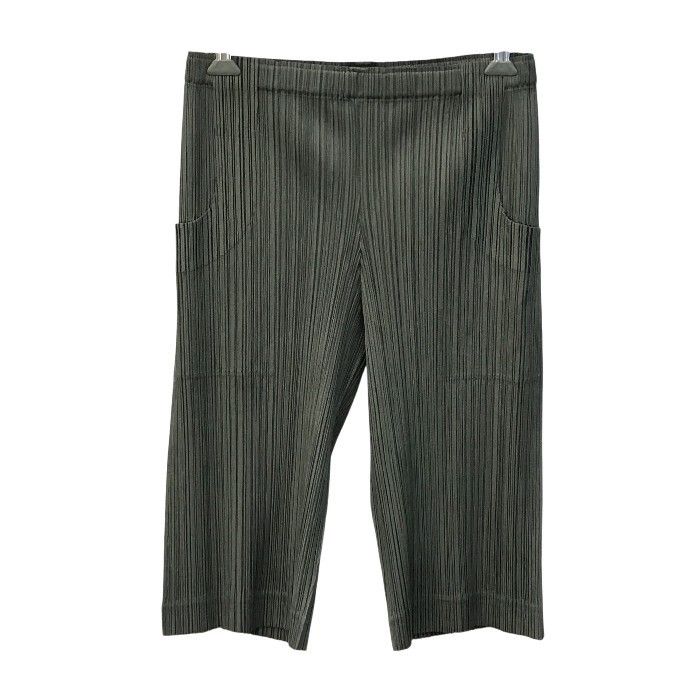 イッセイミヤケ PLEATS PLEASE プリーツ　ショートパンツ PLEATS PLEASE プリーツプリーズ イッセイミヤケ ショートパンツ
