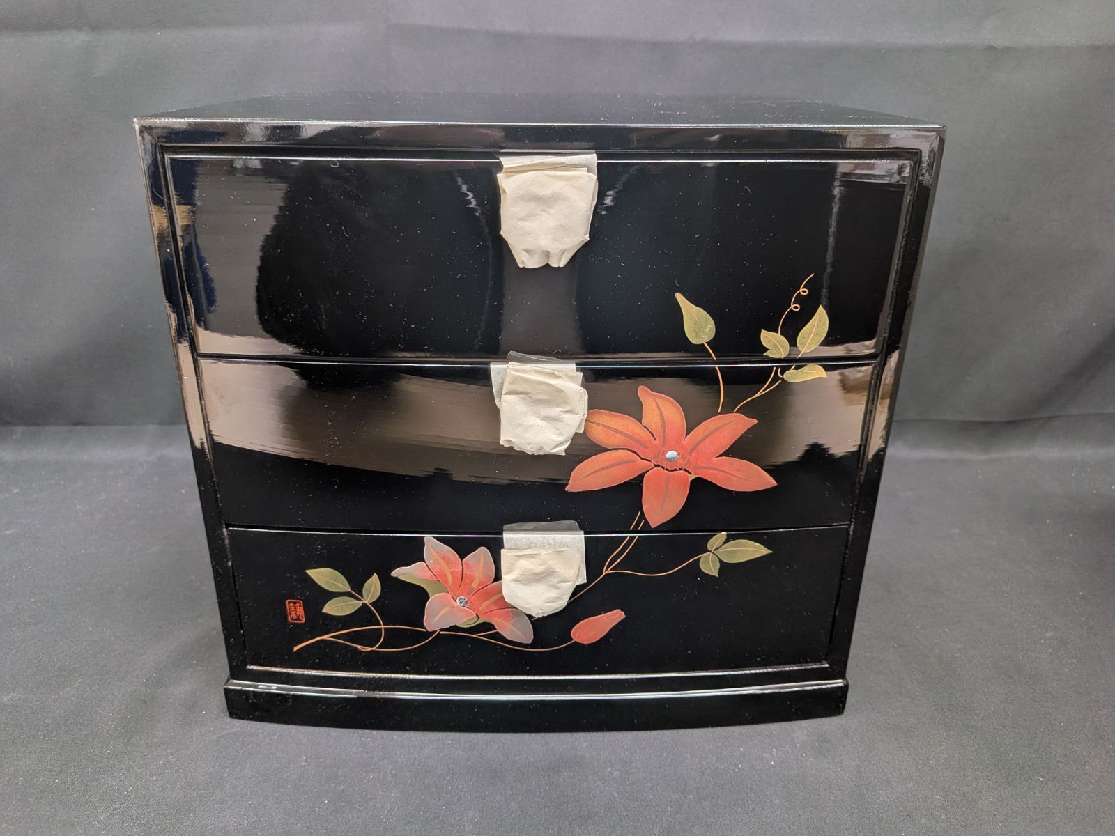 未使用】曽根工芸（SONE KOGEI CO.,LTD.）クレマチス三つ引出 漆塗り