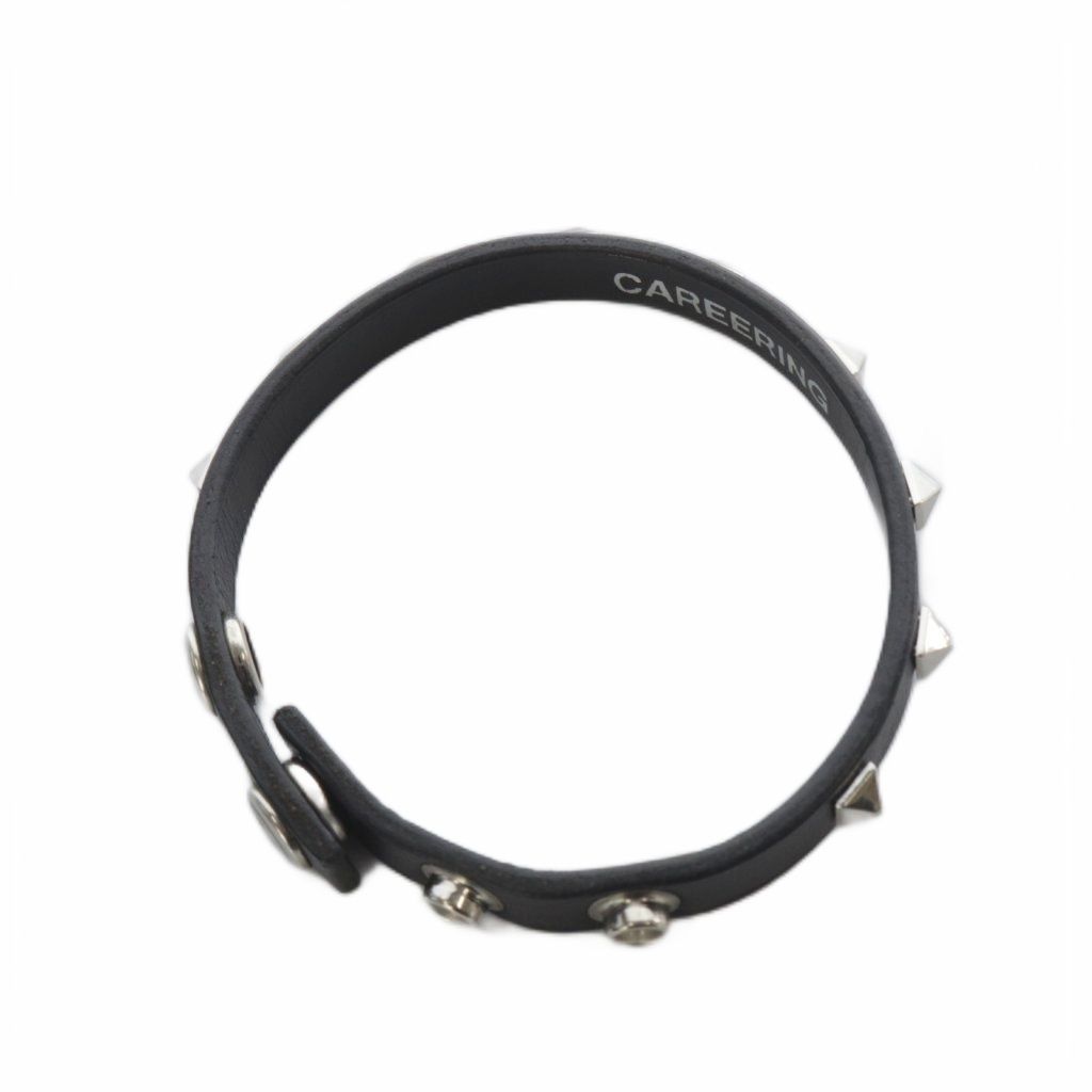 キャリアリング CAREERING レザー スタッズ ブレスレット 黒 - メルカリ
