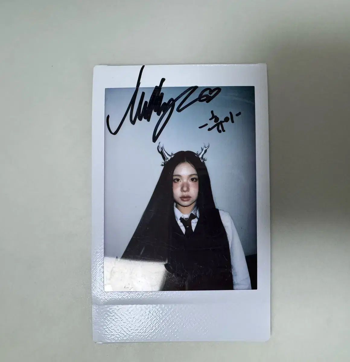 バッドヴィラン BADVILLAIN ヒュイ サイン入りポラロイド - メルカリ