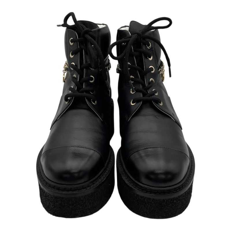 シャネル CHANEL チェーン装飾レザーショートブーツ G39332 ブラック