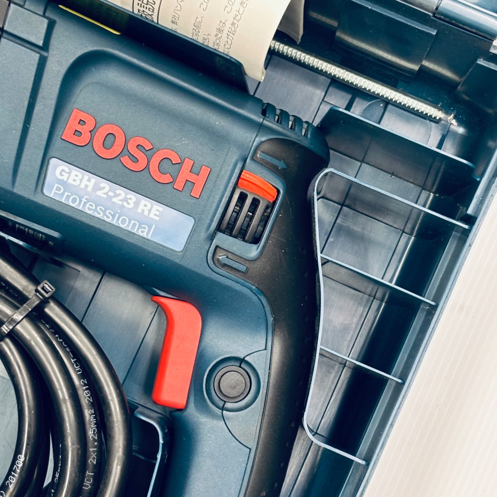 ボッシュ GBH 2 23 RE ハンマードリル 動作良好です