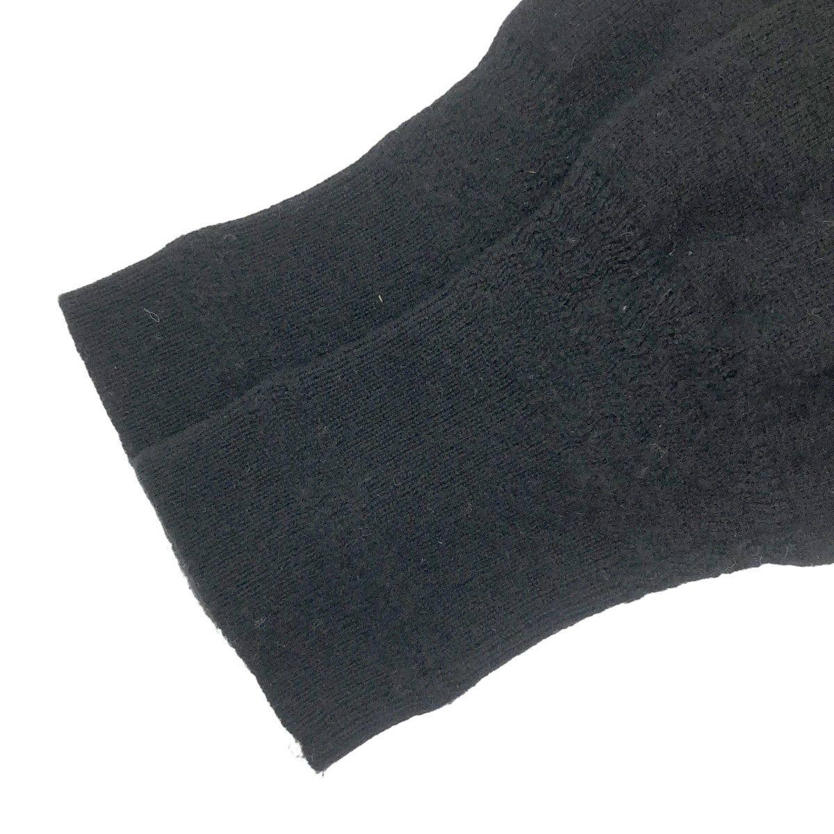 美品HYKE ハイク タートルネックニット ハイネック ブラック ウール100% HYKEのフリマアイテム一覧