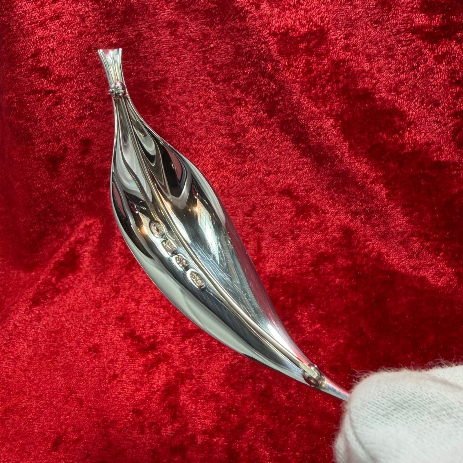 美品 ブローチ リーフデザイン TORUN ♯391 26.3g ジョージジェンセン