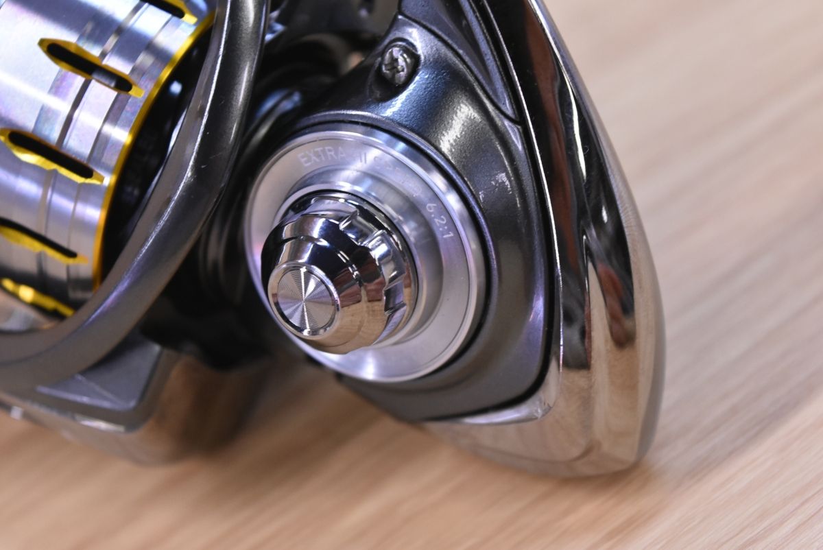 BLAST スピニングリール