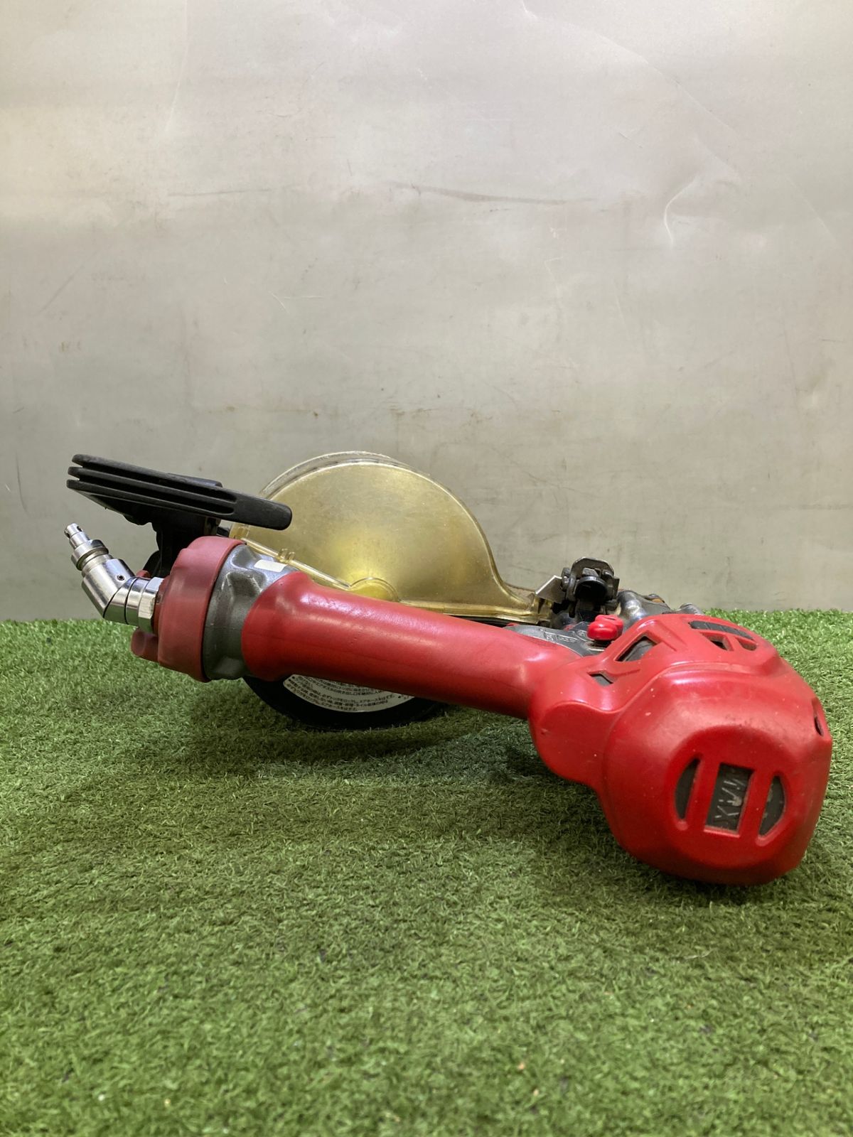 中古品0921☆MAX(マックス) 50㎜高圧釘打機スーパーネイラ HN ☆
