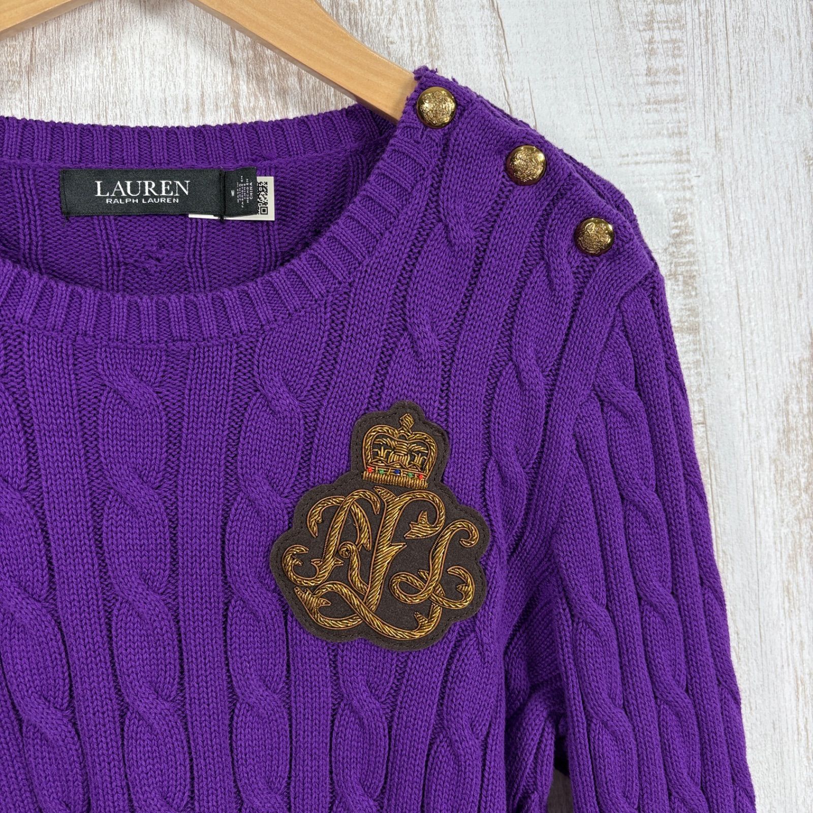 【美品】 ローレン ラルフローレン ケーブルニット 金ボタン 現行 刺繍ロゴ ローレン ラルフローレン ケーブルニット 金ボタン 現行 刺繍ロゴ S