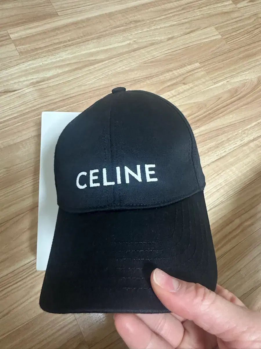 Celine セリーヌ ブラック ベースボールキャップ - メルカリ