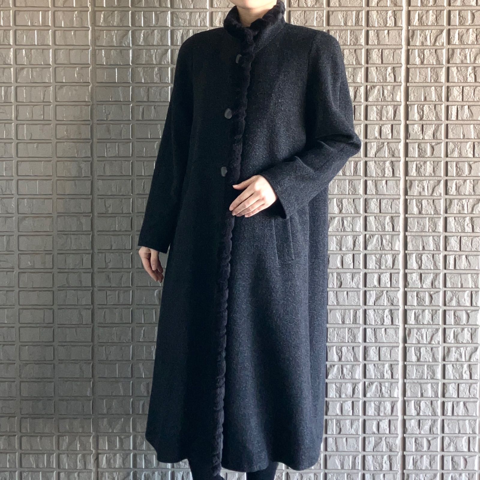 Leilian ファー付きのロングコート アンゴラミックス生地 ヌートリア