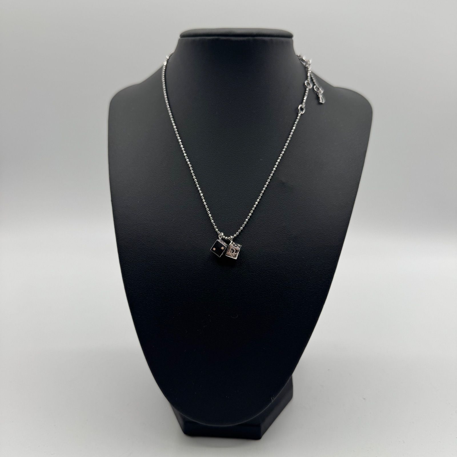 美品 クリスチャンディオール ダイス サイコロ ネックレス シルバー 銀