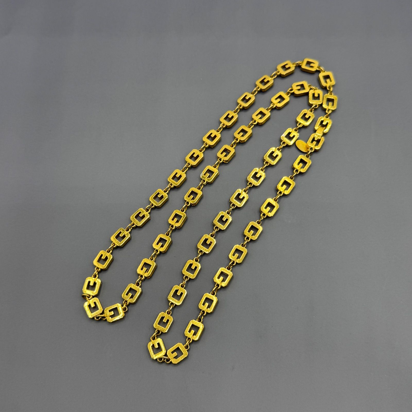 美品 ジバンシー ロング ネックレス Gロゴ ゴールド 金 ヴィンテージ 