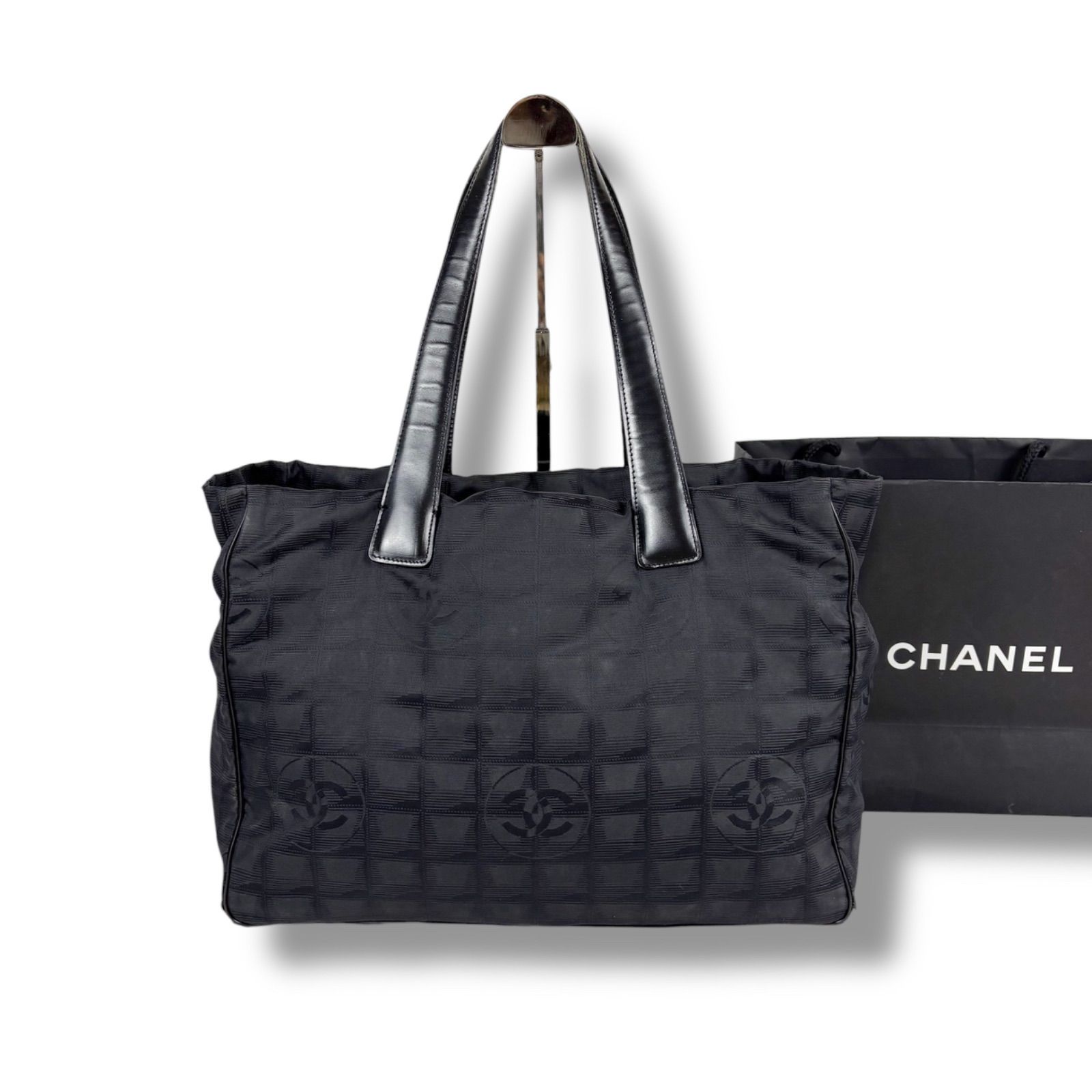 鑑定済】希少シャネルCHANEL黒ニュートラベルライン肩掛けトートバッグ