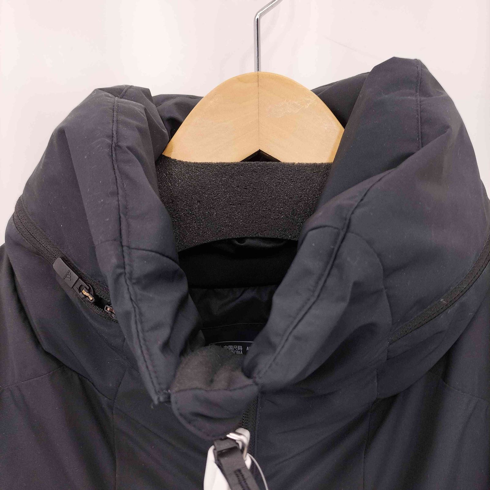 アディダス adidas マイシェルター Primaloft ライトボンバー